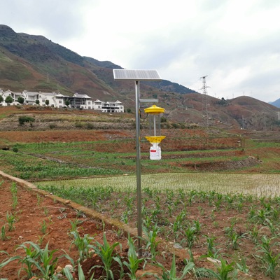 頻振式太陽(yáng)能殺蟲燈TPSC3-1