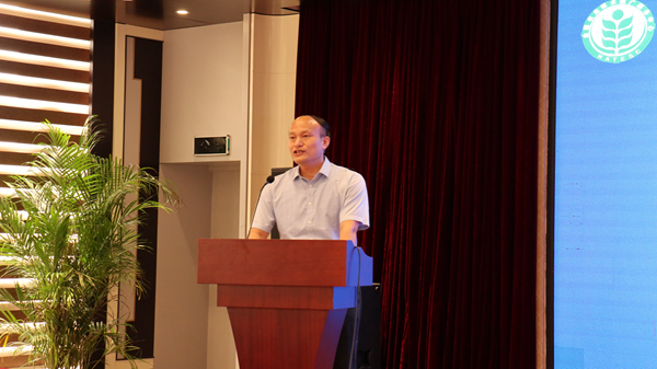 全國農(nóng)技中心黨委副書記、紀(jì)委書記 徐樹仁